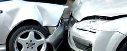  Răniți un tânăr din Orlat și un bărbat din București în accidentul de pe DJ 106 D