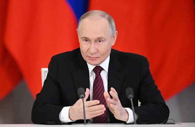 Putin Inițiază Discuții de Pace cu Ucraina în Istanbul pe 15 Mai - Detalii Video