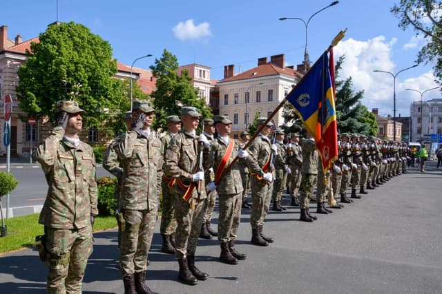  Omagiu eroilor la Sibiu, în cadrul ceremoniei de Ziua Independenței Naționale a României