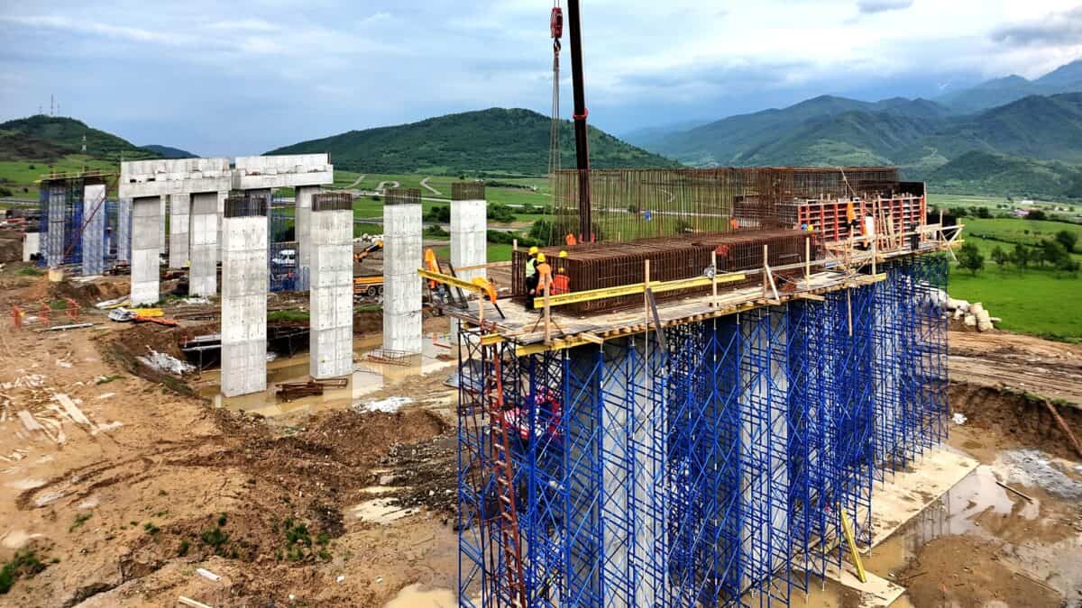  Imagini Captivate de Dronă
