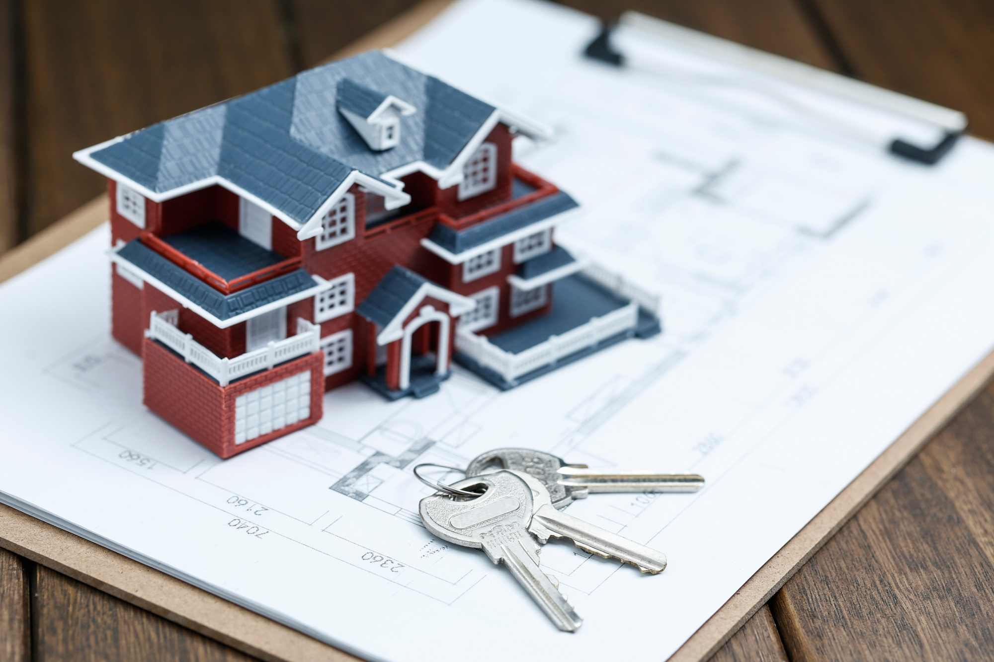 Apelează la o agenție imobiliară pentru a-ți cumpăra un apartament sau o casă în Sibiu!